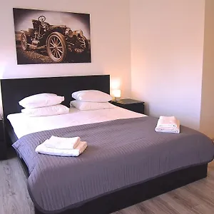 Royal Way Snug - Old Town Varsavia